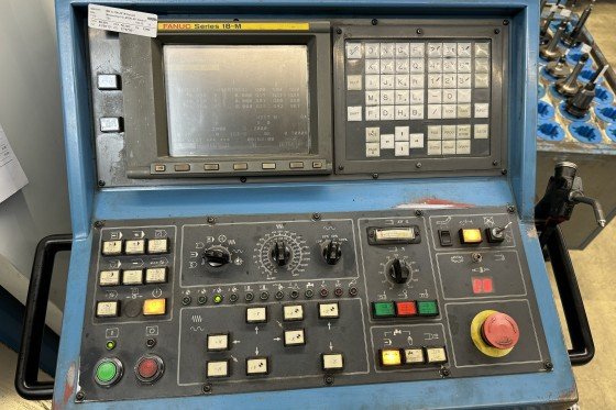 Johnfords Vmc Hd Axis Cnc Machine Vmc Used Mach Metal