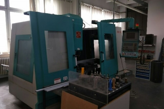 VMC 135 E