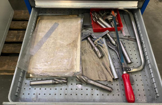 overige-gereedschappen-cabinet-600-x-600-x-900-with-cutting-milling-tools-5511-6