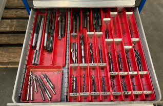 overige-gereedschappen-cabinet-600-x-600-x-900-with-cutting-milling-tools-5511-8
