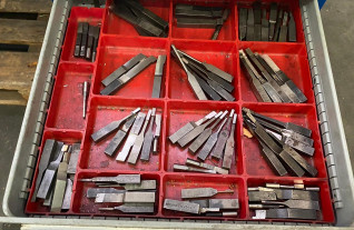 overige-gereedschappen-cabinet-600-x-600-x-900-with-cutting-milling-tools-5511-10