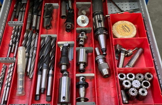 overige-gereedschappen-cabinet-750-x-750-x-1000-with-cutting-tools-milling-5507-1