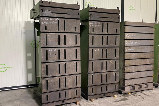 (2x) Angle plates 1000 x 1200 x 2450 mm
