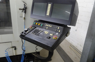 3-assige-bewerkingscentra-hurco-bmc-4020-ht-5408-4