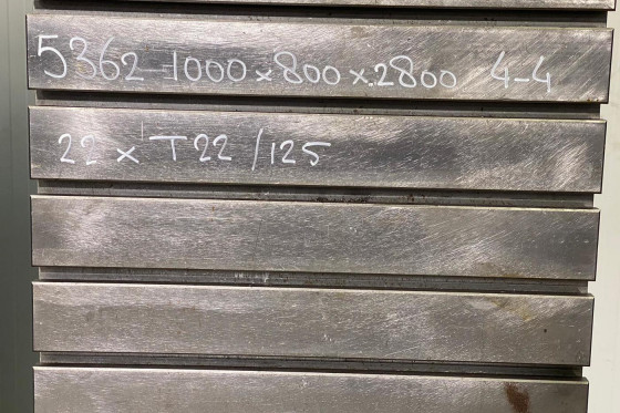 Angle plates 1000 x 800 x 2800 mm