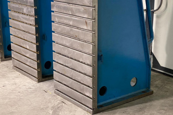 Angle plates 1000 x 800 x 2800 mm