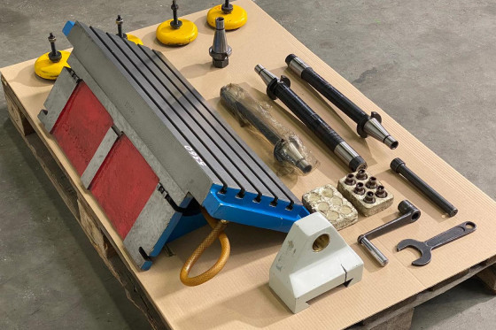 Milling machine table 700 x 270 mm / horizontal shaft / collets Metal ...