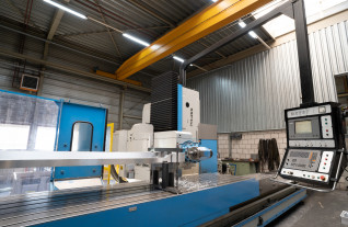 cnc-bedfreesmachines-zayer-20-kf-5000-5359-9