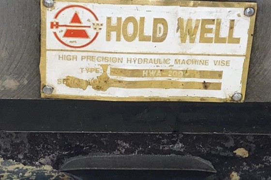 2 x Machine vice Holdwell 205 mm width