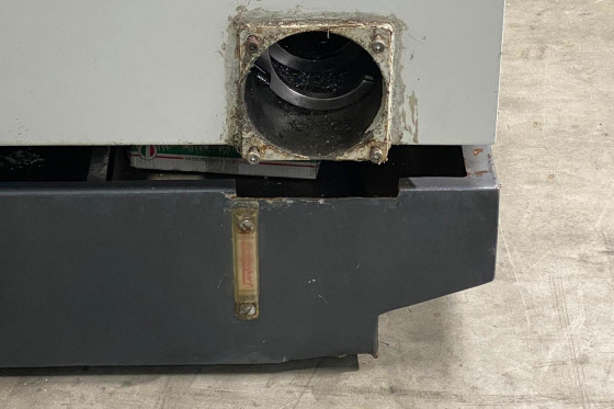 BRIDGEPORT - VMC 1000 X 22 MOULDMASTER