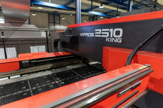 AMADA - Vipros 2510 KING