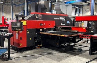 AMADA VIPROS 2510 KING CNC Punching machine Stanzmaschine MACh4METAL 7212 Ponzen Punching  Fanuc 18P