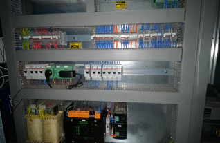 ponsmachines-finn-power-c5-compact-express-5212-37