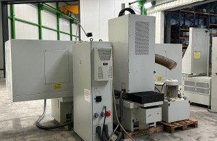 aeb2e1d5-6471-4f5b-abbe-46cee4e8fa40.jpg