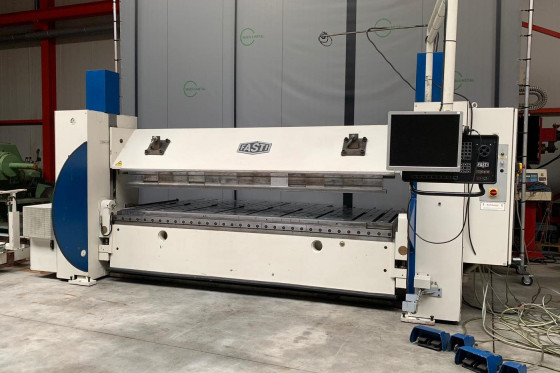 FASTI - 215 - 32- 4