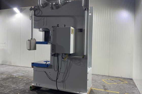 WMW Zeulenroda - PYE 250 S/1M