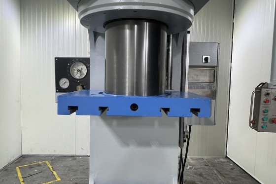WMW Zeulenroda - PYE 250 S/1M