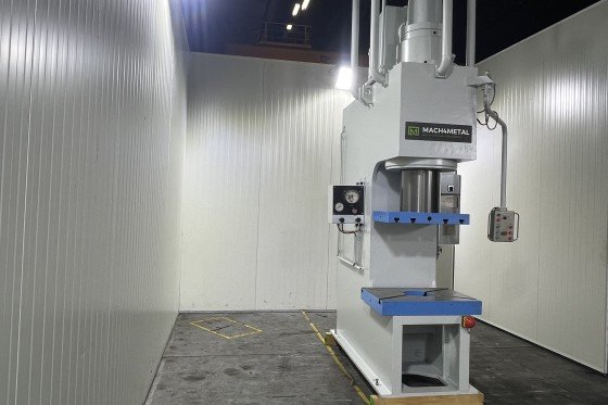 WMW Zeulenroda - PYE 250 S/1M