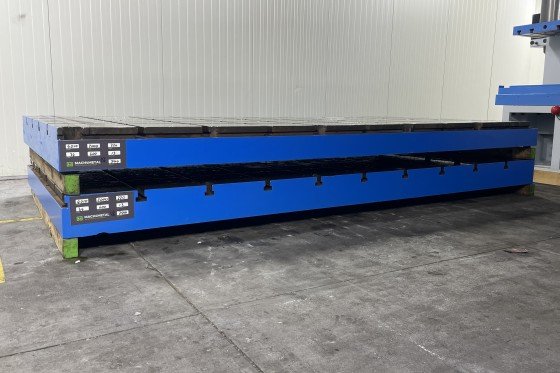 STOLLE - RDG T slotted bed plate used | Mach4Metal