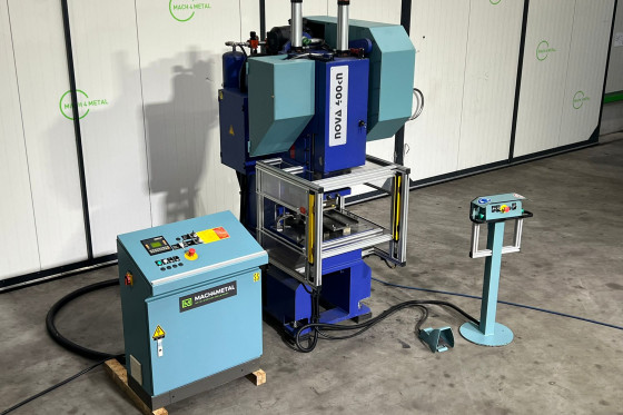 BEUTLER - NOVA C 400 kN
