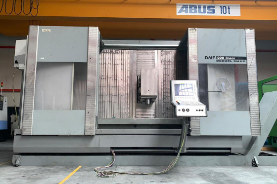 DECKEL MAHO - DMF 220 linear 3-axis CNC machine (VMC) used