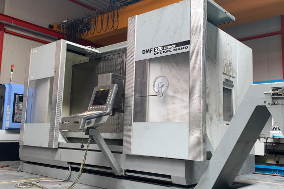 DECKEL MAHO - DMF 220 linear