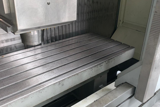 DECKEL MAHO - DMF 220 linear