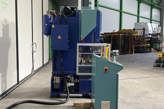 BEUTLER - NOVA C 400 kN
