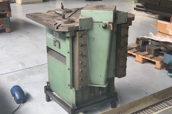 DMF - 3 U 250 