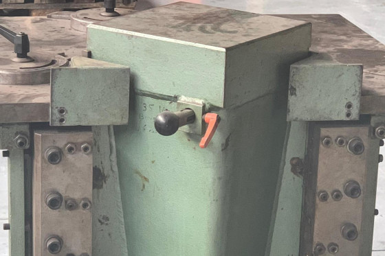 DMF - 3 U 250 