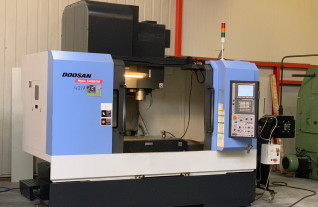 DOOSAN - MYNX 5400 / 50 3-axis CNC machine (VMC) used | Mach4Metal
