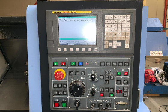 DOOSAN - LYNX 220 LC