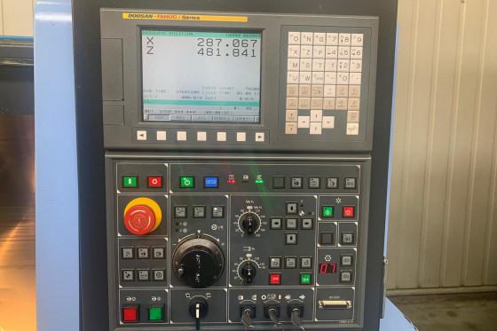 DOOSAN - LYNX 220 LC CNC Lathe with c-axis used | Mach4Metal