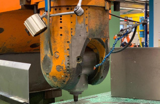 cnc-bedfreesmachines-droop-amp-rein-fsm-1406-a-25-15-kcn-4182-25