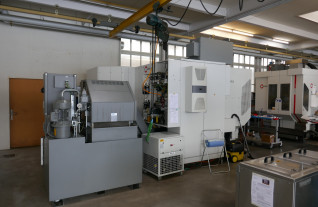5-assige-bewerkingscentra-hermle-c-30-u-dynamic-3893-9