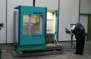 DMU 60 E 