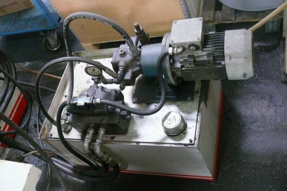 MB 400