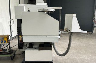 ba131e23-8d7e-4736-93c4-ab9475299109.jpg