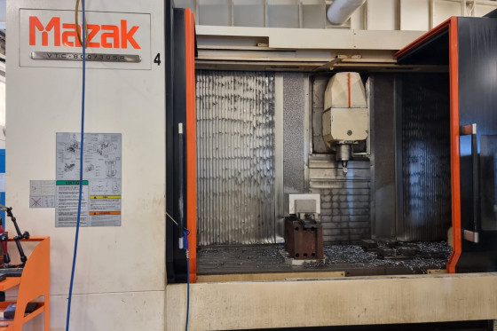 MAZAK - VTC 800 / 30 SR