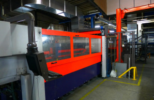 lasersnijmachines-bylaser-4400-bytrans-bytower-3015-3181-4