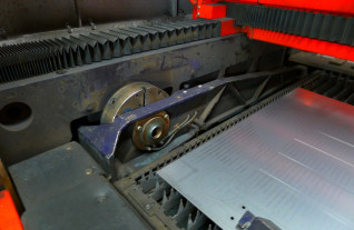 lasersnijmachines-bylaser-4400-bytrans-bytower-3015-3181-13