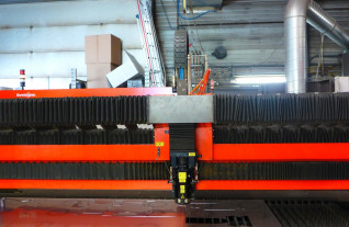 lasersnijmachines-bylaser-4400-bytrans-bytower-3015-3181-18