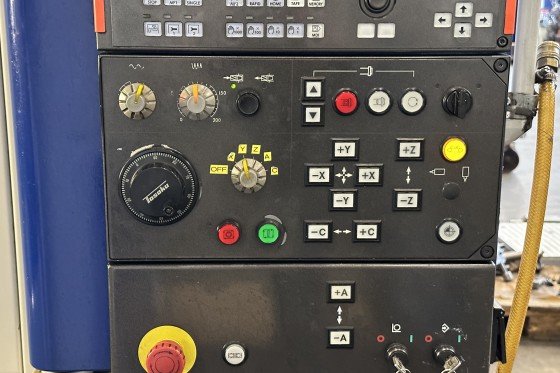 MAZAK - VARIAXIS 730-5X - II 3-axis CNC machine (VMC) used