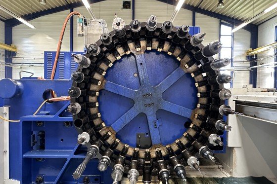 MAZAK - VCN-510C-II 3-axis CNC machine (VMC) used | Mach4Metal