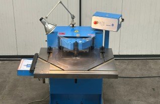 507ff69f-d8bc-46ba-9dcb-91e4863fd2c2.jpg
