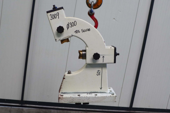 SU 100