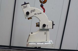 SU 100