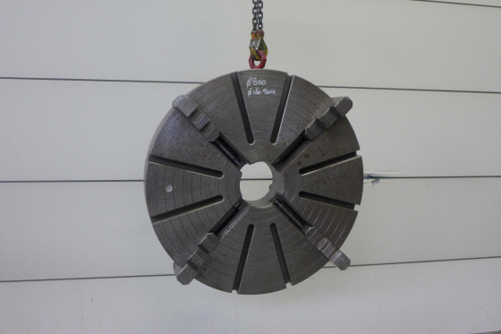 4 chuck CJM Ø 800 mm x 160 mm bore