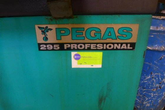Semi automat bandsaw