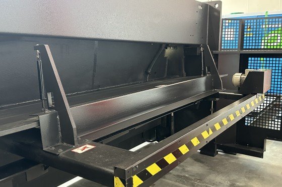 AMADA - GS-II 1230